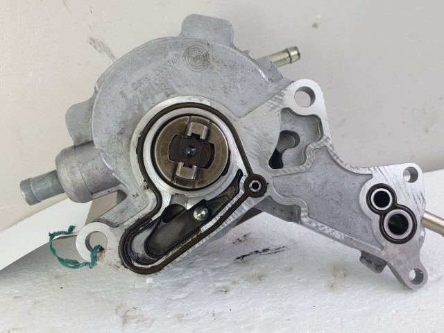 512817 Audi A3, PD, Luk Vákumpumpa, 038145209A, Tandempumpa.
