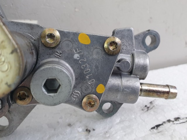 512818 VW Passat, PD,  Luk Vákumpumpa, 038145209A, Tandempumpa.