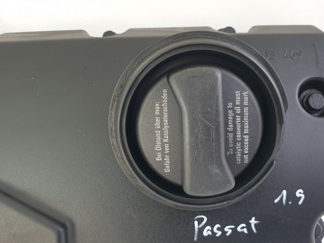 512822 VW Passat 2003, PD, 8 Szelep, Szelepfedél, 038103475N.