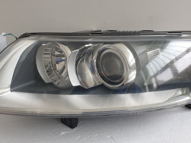 512827 Audi A6 C6 2008 Bal Első XENON Fényszóró, 4F0941003, Lámpa. 