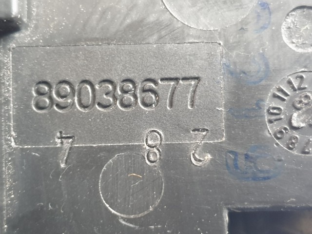 512829 Audi A6 Kombi 2008, Bal Hátsó Külső LED Lámpa, 89317039.