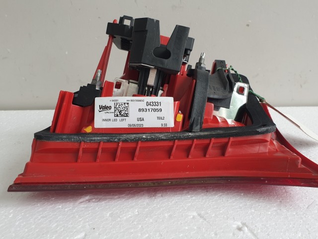 512831 Audi A6 Kombi 2008, Bal Hátsó Belső LED Lámpa, 89317059.