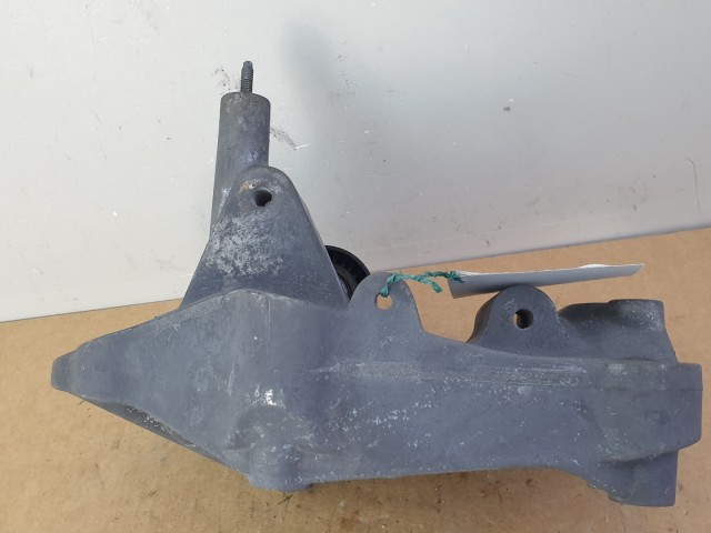 512856 Renault Master 2.3, 2017, Generátor Tartóbak, 117102273R.