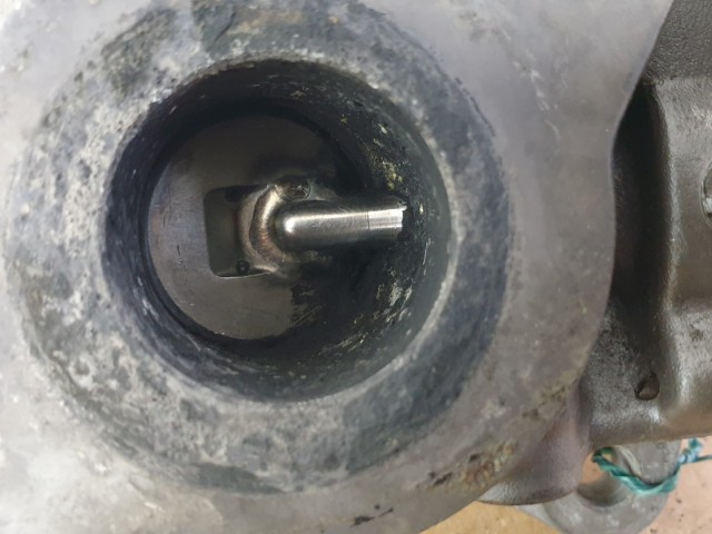 512857 Renault Mater 2.3, D, 2017, EGR Szelep, H8201353607.