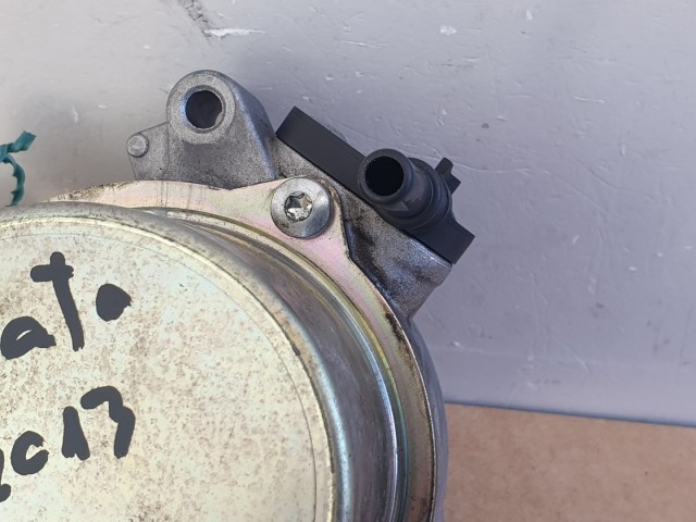 512867 Fiat Ducato 2.0, Jtd, 2017, Vákumpumpa, 55221325. 