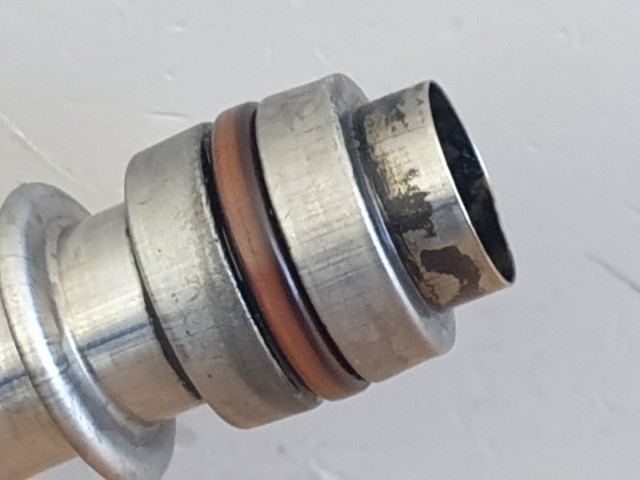 512886 Renault Master2.3, Dci, Turbó Olaj Visszafolyó, Cső, 151989505R.