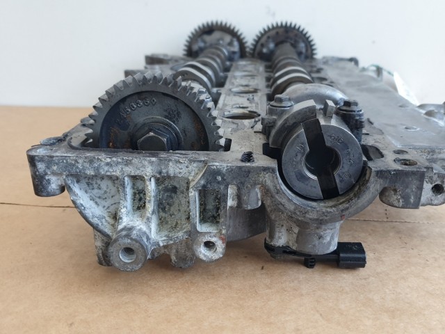 512891 Renault Master 2.3, Dci, Vezérműtengelyház, 130C07155R, Tengelyek Házzal.