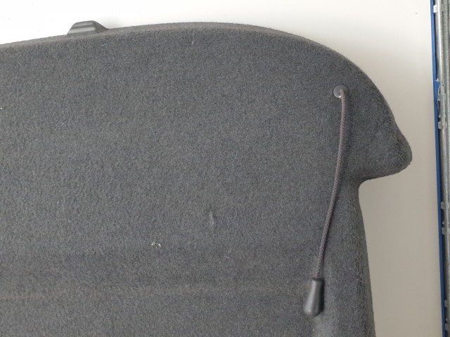 513003 Opel astra H, 5 Ajtós, Kalaptartó. Kis repedés. 13129746.