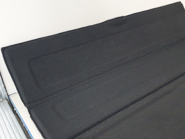 513004 Peugeot 207, KOMBI, Kalaptartó.