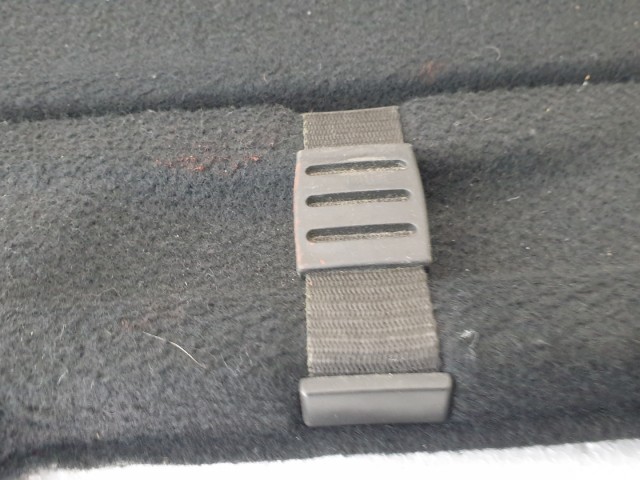 513004 Peugeot 207, KOMBI, Kalaptartó.