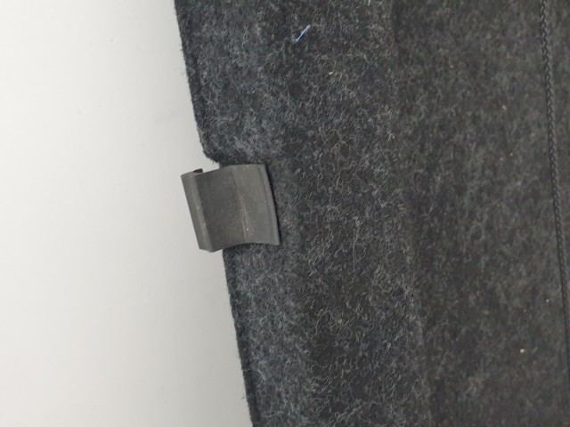 513007 Suzuki SX4, 2008, Kalaptartó. 