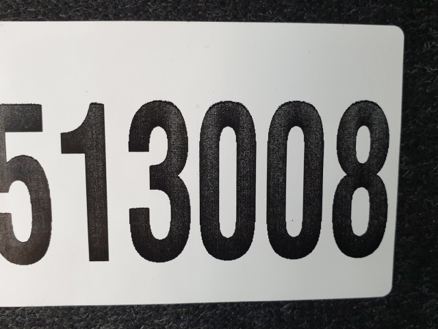 513008 Bmw 1 es, 2009, 5 Ajtós, Kalaptartó.