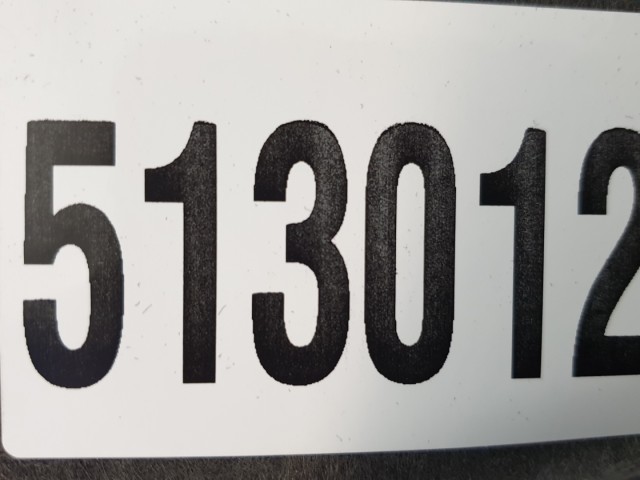 513012 Mazda 3, 2006, Kalaptartó, 5 Ajtóshoz.