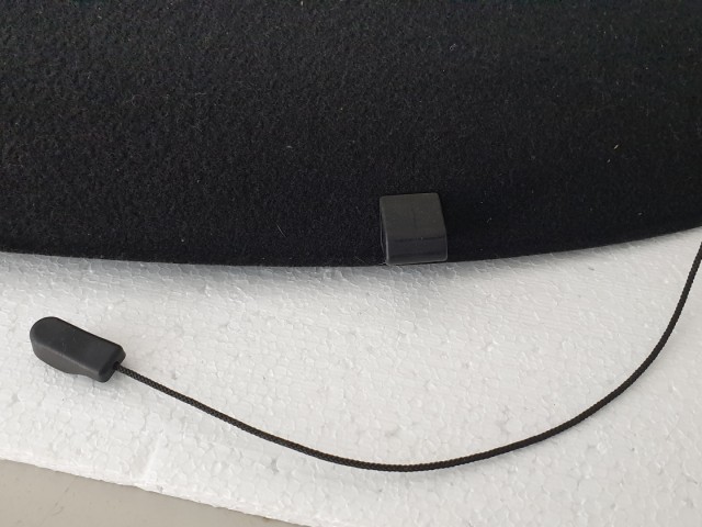 513012 Mazda 3, 2006, Kalaptartó, 5 Ajtóshoz.