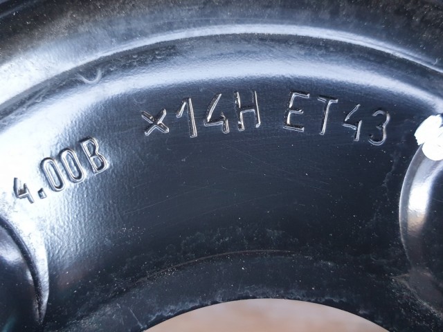 511894 Fiat 500, Mankókerék, 4X98X14, Agy: 58.1. Pótkerék.