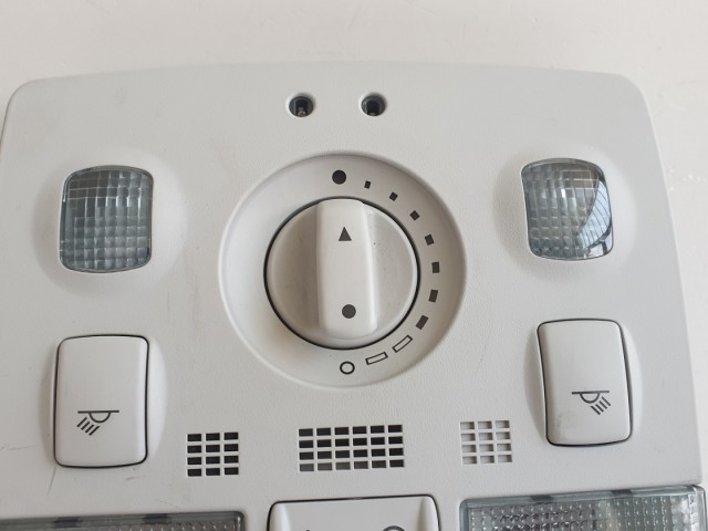 509628 Audi A4, 2006, Belső Világítás, 8E0951177.