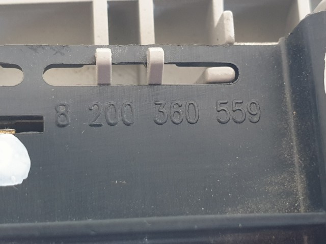 509640 Renault Scenic 2, Belső Világítás, 8200360559.