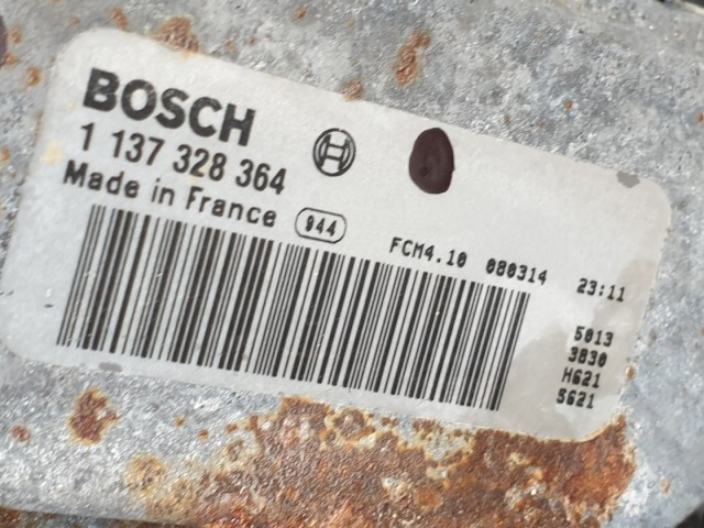 512932 Audi A6, 2008, 2.7 Tdi, Homlokfal, Ventilátorokkal. 4F0805594H.