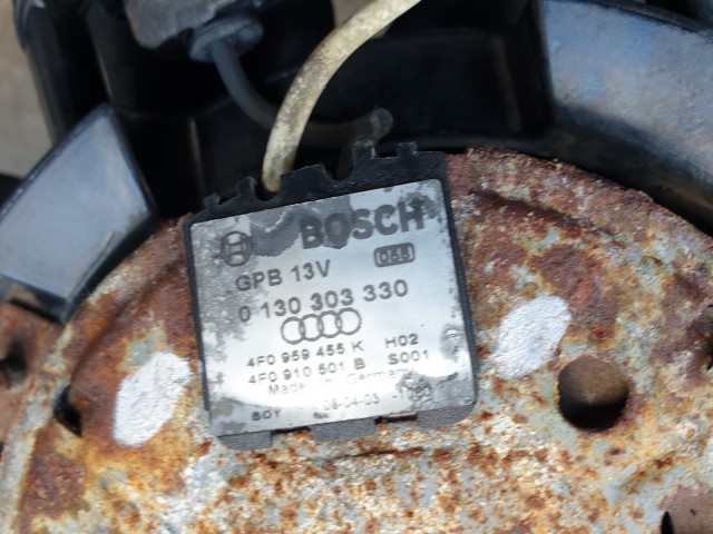 512932 Audi A6, 2008, 2.7 Tdi, Homlokfal, Ventilátorokkal. 4F0805594H.