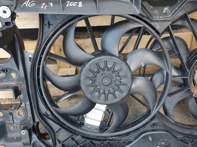 512932 Audi A6, 2008, 2.7 Tdi, Homlokfal, Ventilátorokkal. 4F0805594H.