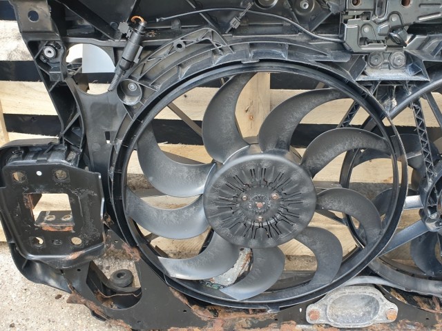 512932 Audi A6, 2008, 2.7 Tdi, Homlokfal, Ventilátorokkal. 4F0805594H.