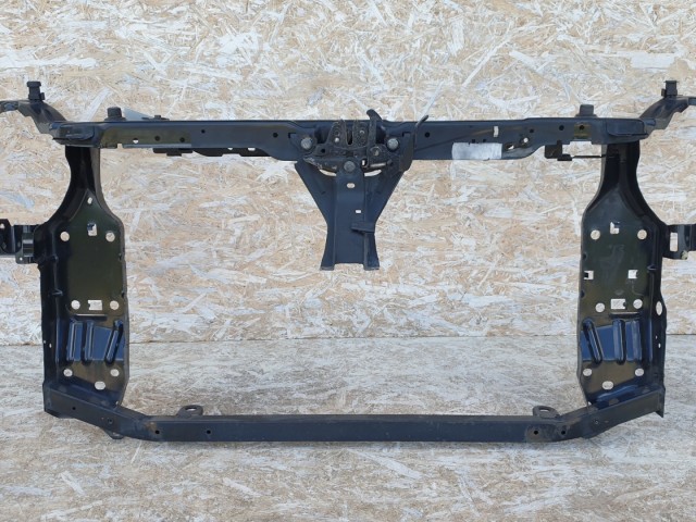 512934 Nissan Qashqai 2013, Homlokfal, Benzineshez.