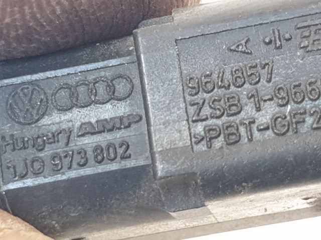 512943 Audi A6, 2.7 TDi, V6,  2008, Rezonátor, Flexibilis Kipufogó Cső.