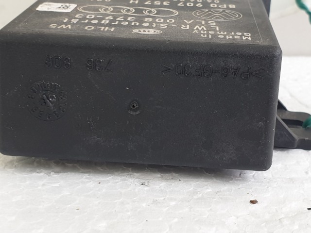 512972 Audi A6, 2008, Fényszóró Elektronika, 8P0907357H.
