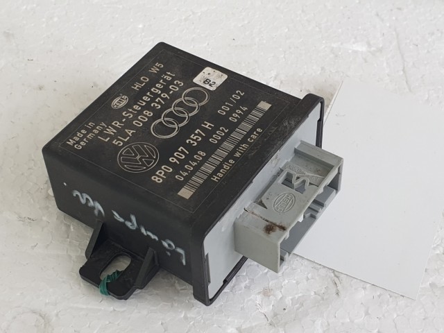 512972 Audi A6, 2008, Fényszóró Elektronika, 8P0907357H.