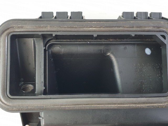 513033 Audi A6, 2008, Biztosítéktábla Doboz, 4F1937575A.