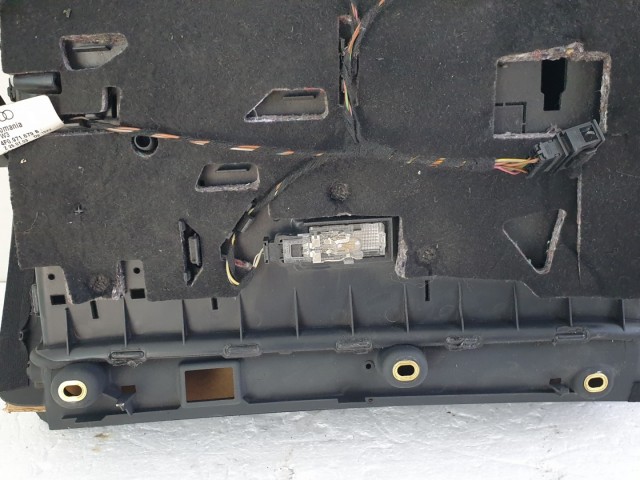 513037 Audi A6, 2008, Kesztyűtartó, 4F1857035CJ. Kompletten.