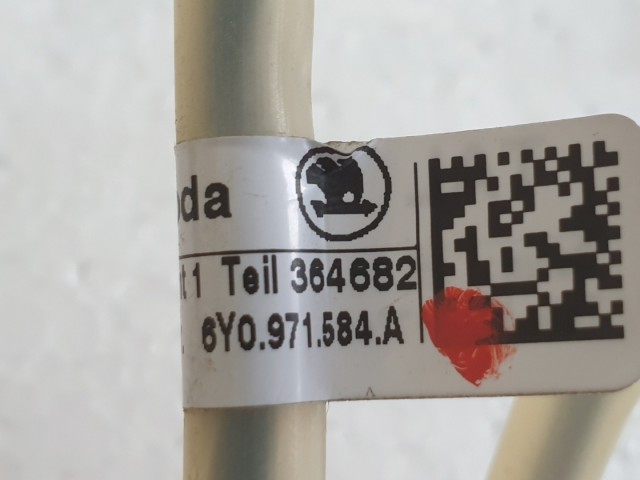 509742 Skoda Octavia 2, Légzsák Csatlakozó, 6Y0971584A, Kormányba.
