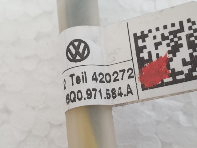 509759 Skoda Super B, Légzsák Csatlakozó, 6Q0971584A. Kormányba.