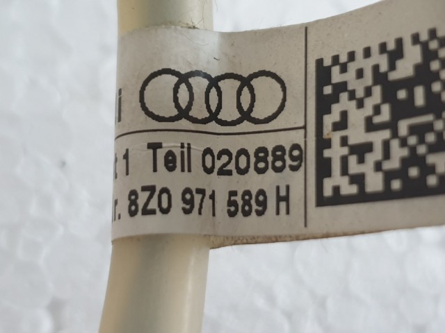509771 Audi A2, Légzsák Csatlakozó, 8Z0971589H, Kormányba.