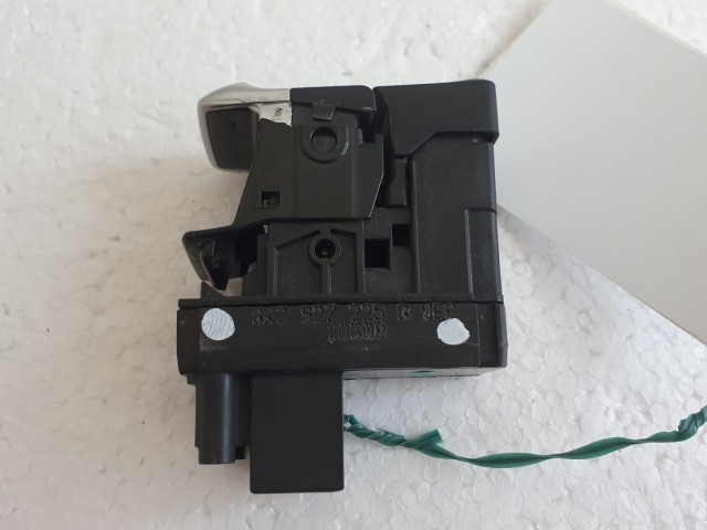509792 Audi A4, 2008, Kézifék Kapcsoló, 8K2927225B, 