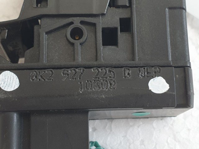 509792 Audi A4, 2008, Kézifék Kapcsoló, 8K2927225B, 