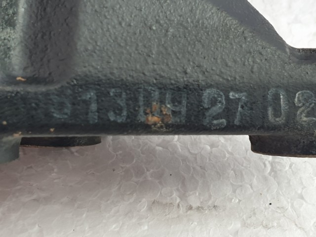 513174 Isuzu D Max, 2.5,  2015, Generátor Tartó Bak, 16093.