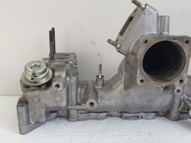 513178 Isuzu D Max, 2.5, 2015, Szívósor, Szívócsonk.