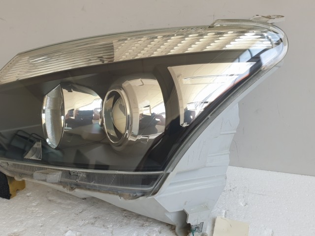 513209 Isuzu D Max, 2015, Bal Első Projektoros Fényszóró, Lámpa. 100-17218L.