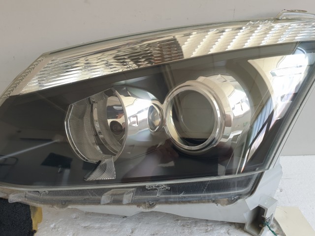 513209 Isuzu D Max, 2015, Bal Első Projektoros Fényszóró, Lámpa. 100-17218L.