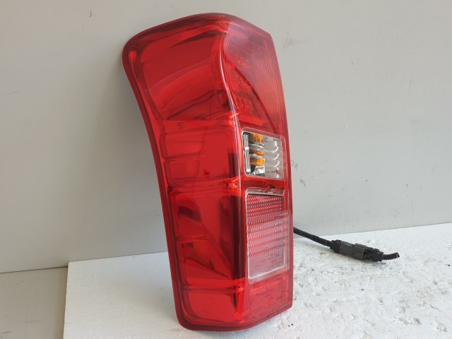 513211 Isuzu D Max 2015, Bal Hátsó Lámpa, 220-17217.