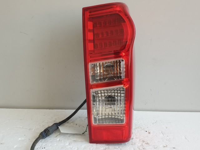 513212 Isuzu D Max 2015, Jobb Hátsó Lámpa, 220-17217.