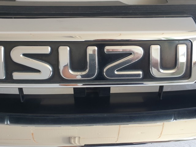 513219 Isuzu D Max, 2015, Hűtőrács, Hűtőmaszk, Díszrács. 