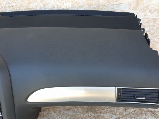 513230 Audi A6, 2008, Műszerfal Héj, Műszerfal Párna.4F1857041R.