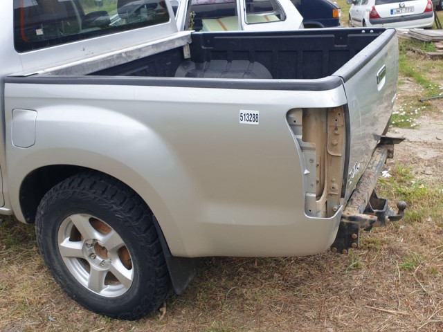 513288 Isuzu D Max 2015, Plató. Bélés és ajtó nélkül.