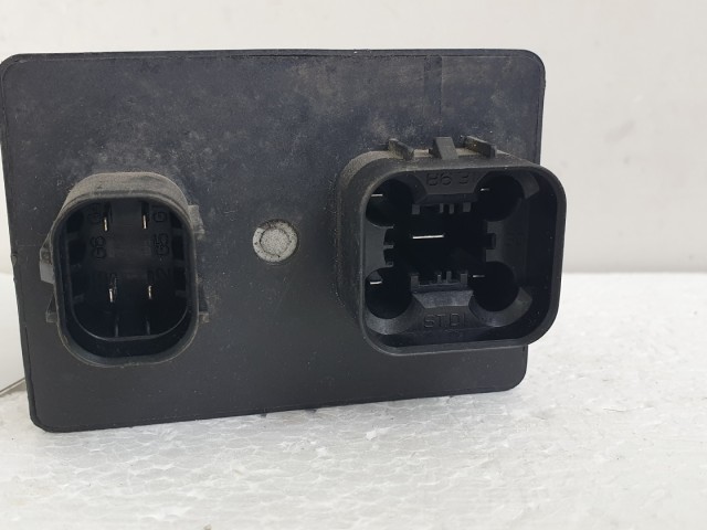 513155 Alfa Romeo Giulietta, Izzító Relé,  55203394. 0281003043.