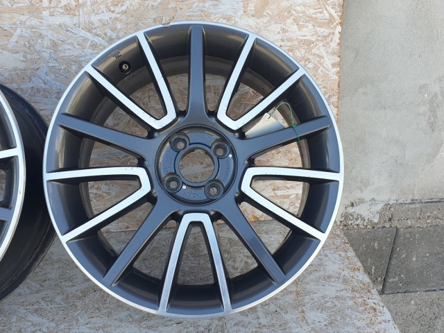 513240 Fiat Bravo 2, Alufelni 4 DB, 7x17, 4x98, ET:31, Agy:58.1, Garnitúra.