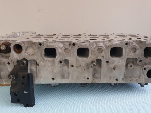 513260 Isuzu D Max 2.5, 163 Ló, Hegerfej, Síkolt Nyomáspróbált, Új Szelepszárszimeringekkel.