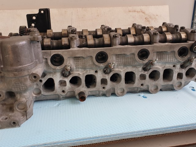 513260 Isuzu D Max 2.5, 163 Ló, Hegerfej, Síkolt Nyomáspróbált, Új Szelepszárszimeringekkel.