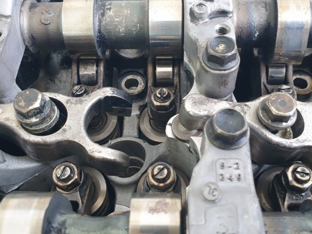 513260 Isuzu D Max 2.5, 163 Ló, Hegerfej, Síkolt Nyomáspróbált, Új Szelepszárszimeringekkel.